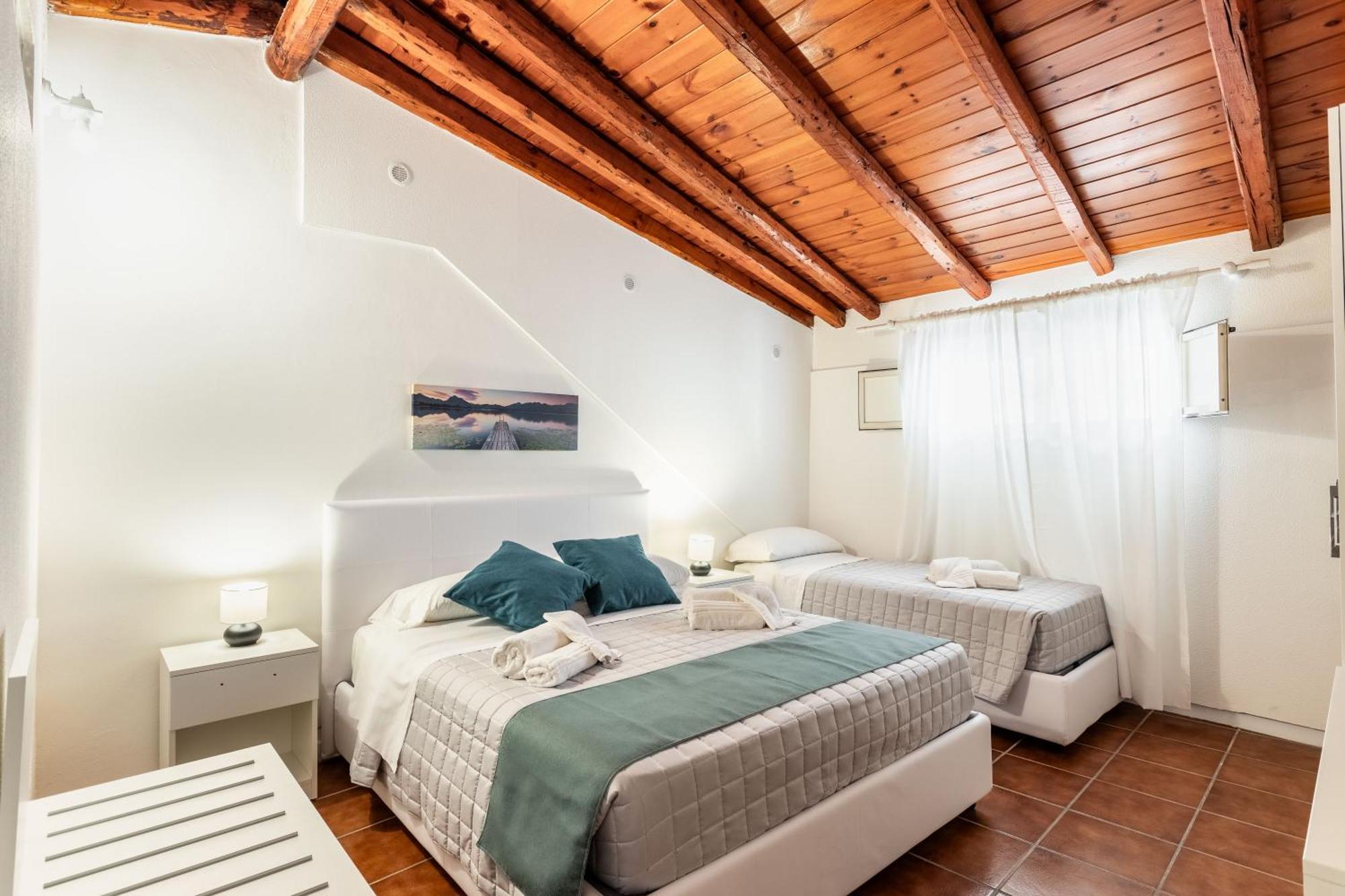 סירקוזה Fronte Mare Apartments מראה חיצוני תמונה