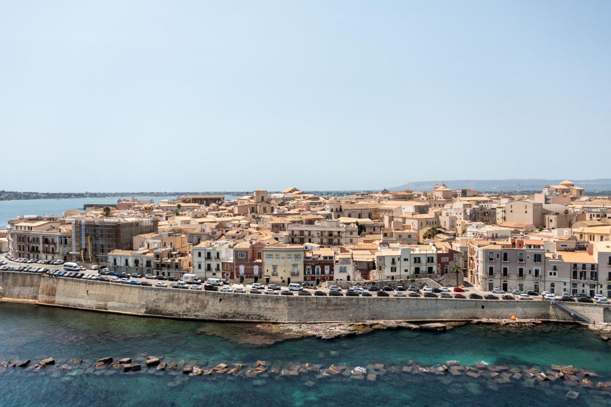 סירקוזה Fronte Mare Apartments מראה חיצוני תמונה
