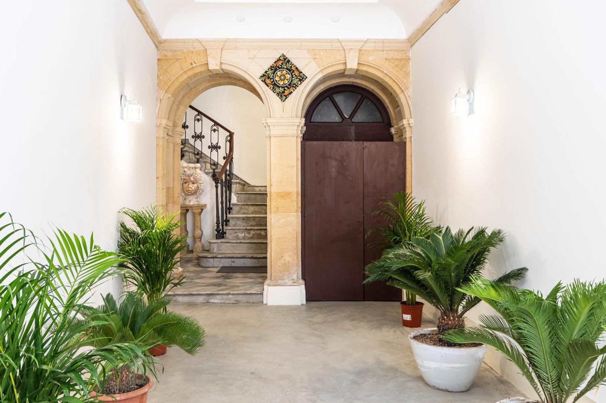סירקוזה Fronte Mare Apartments מראה חיצוני תמונה