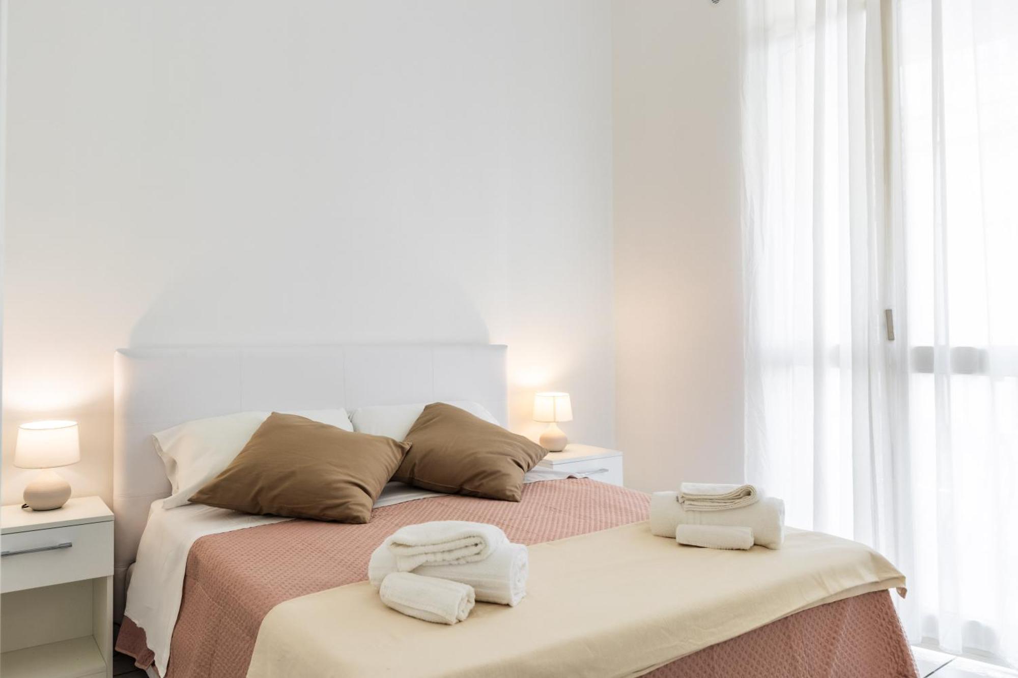 סירקוזה Fronte Mare Apartments מראה חיצוני תמונה